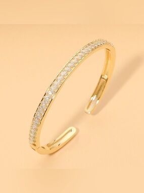 18K Gold Plated Crystal Pavé Open Cuff Bracelet - Hinged